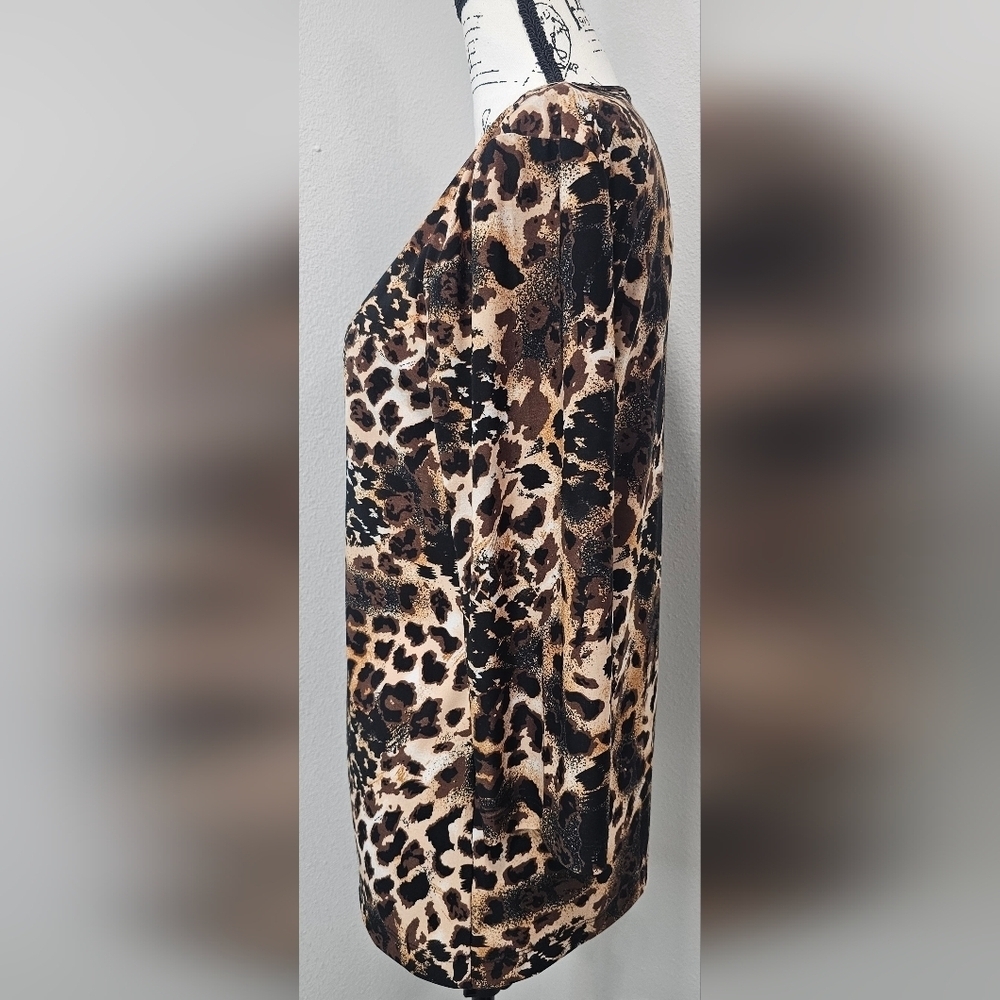 Bonnie Evans Women's Leopard Print 3/4 Sleeve Round Neck Poly Blouse Size Medium - Picture 2 of 9